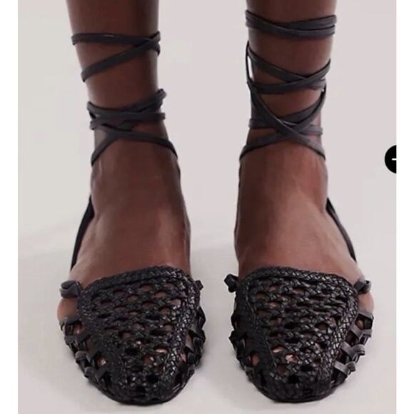 Free People Harlow Woven Wrapped Flats Shoes Women’s Size 8.5 Straps Goth Boho - Picture 4 of 9